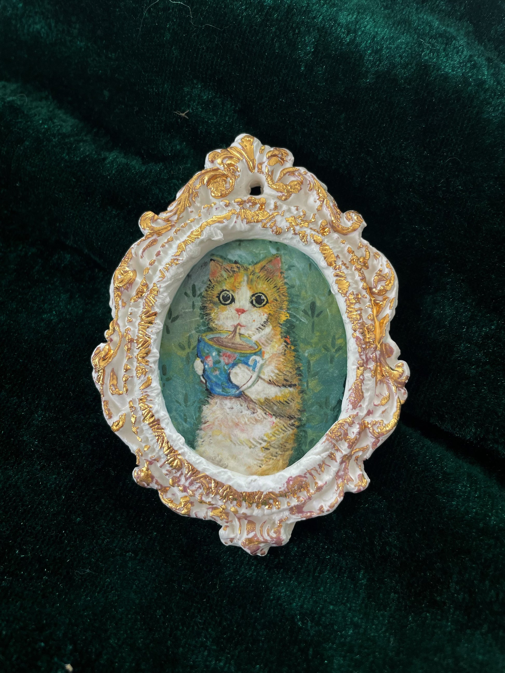 Oval white ceramic fridge magnet with oil painting